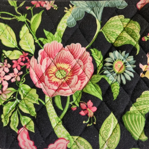 Vera bradley purse green floral on black - Picture 2 of 13